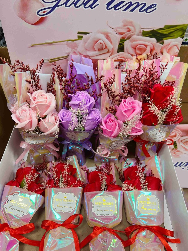 Ramo de flores en caja - Regalos para el Día de San Valentín