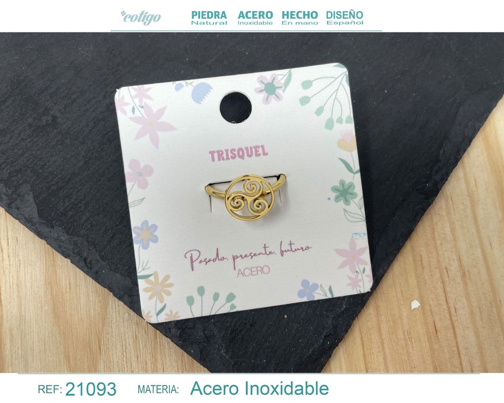 Anillo trisquel de acero dorado - Diseño celta y simbólico