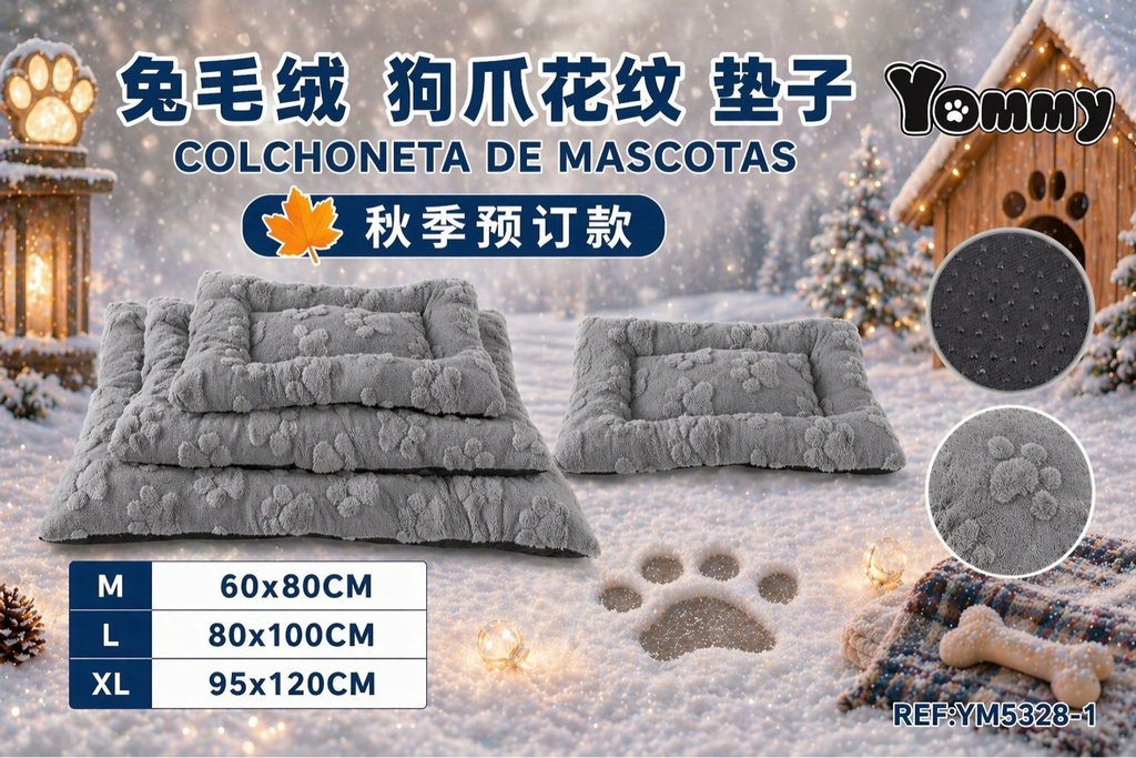 Colchoneta para perro de felpa gris con diseño de patas - Accesorios cómodos para mascotas