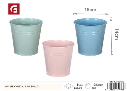 [190369673] Macetero metal surtido brillo para decoración de jardines